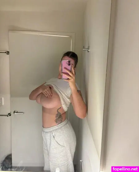 Holybribri OnlyFans Thumbnail #dsK0tnFfnX