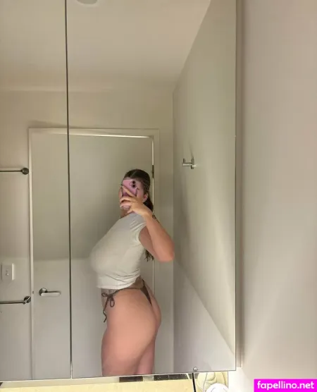 Holybribri OnlyFans Thumbnail #htFI48Lqqs