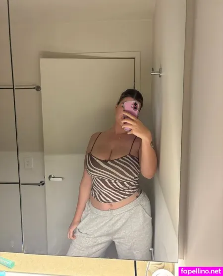 Holybribri OnlyFans Thumbnail #yaGRj0rpz4