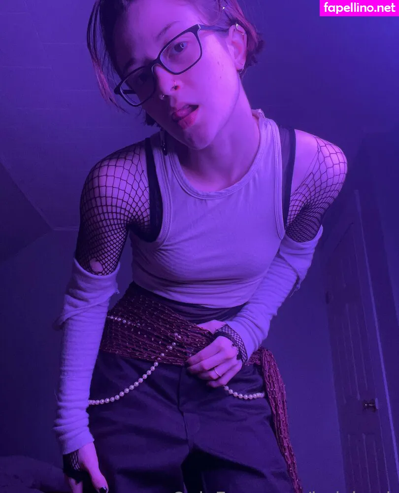 holyheck, holyheckusa Nude Leaked OnlyFans Photo #lJYg47R1eS
