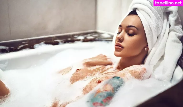 Holylovesmolly OnlyFans Thumbnail #cA4TlFZUOf