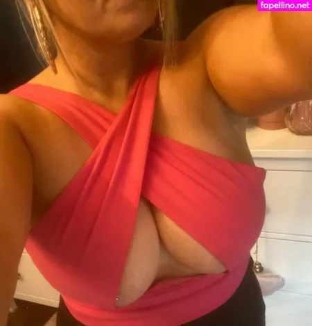 Holytits OnlyFans Thumbnail #t152OcNCgw