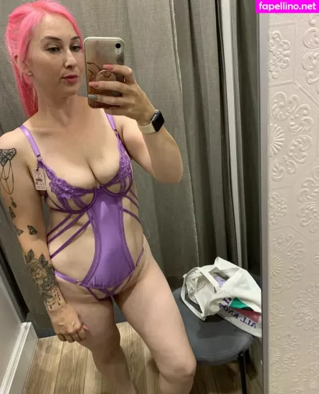 Home Alone Mum OnlyFans Thumbnail #2ttdPCCTge