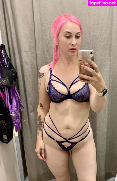 Home Alone Mum OnlyFans Thumbnail #y3WqCVcPO9