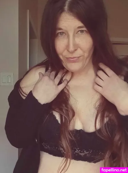 Homeschoolannie OnlyFans Thumbnail #28tNAruoF8