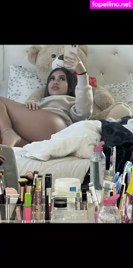 Honduranbaddie OnlyFans Thumbnail #fYObUMMtPs