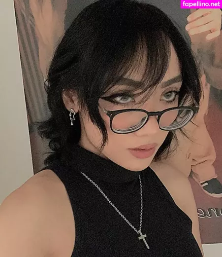 Honeebelle OnlyFans Thumbnail #AN2Q9Y3Ddl