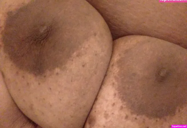 Honeecocoakisses OnlyFans Thumbnail #JVKeZ5rGky