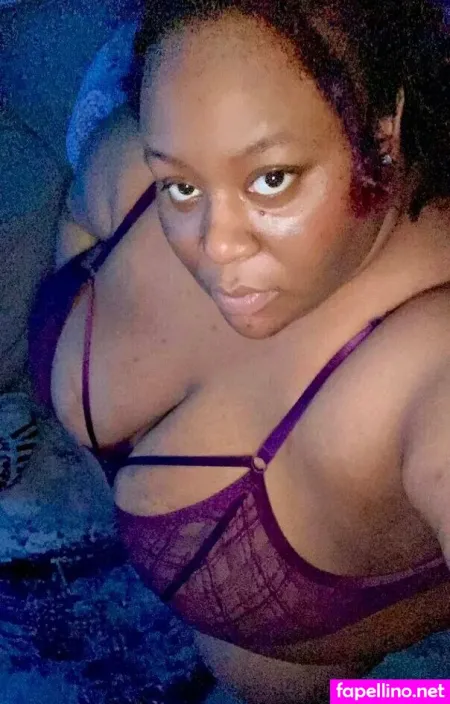 Honeecocoakisses OnlyFans Thumbnail #yy9nR6v1YU