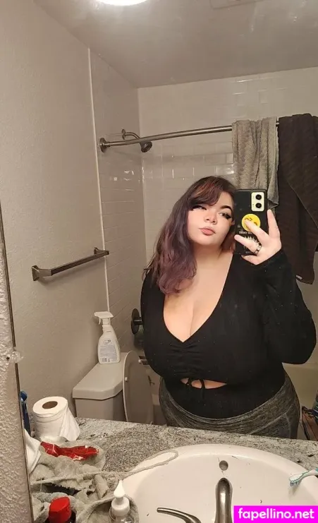 Honeiilemon OnlyFans Thumbnail #EftatXfCvE