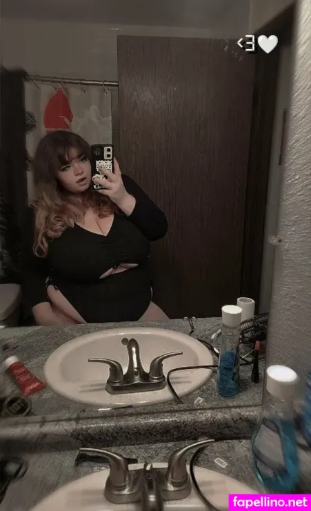 Honeiilemonn OnlyFans Thumbnail #4WFosRkf5e