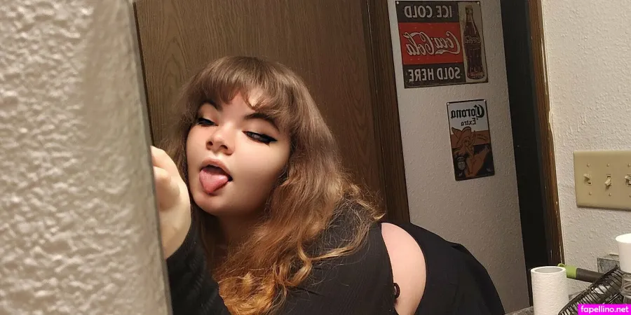 Honeiilemonn OnlyFans Thumbnail #XlvMt0LAnC