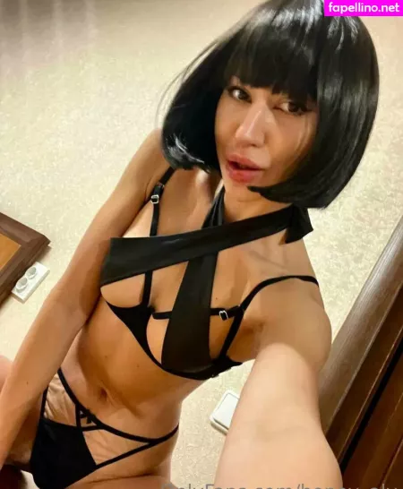 Honey Aly OnlyFans Thumbnail #fGLgrHwSO1