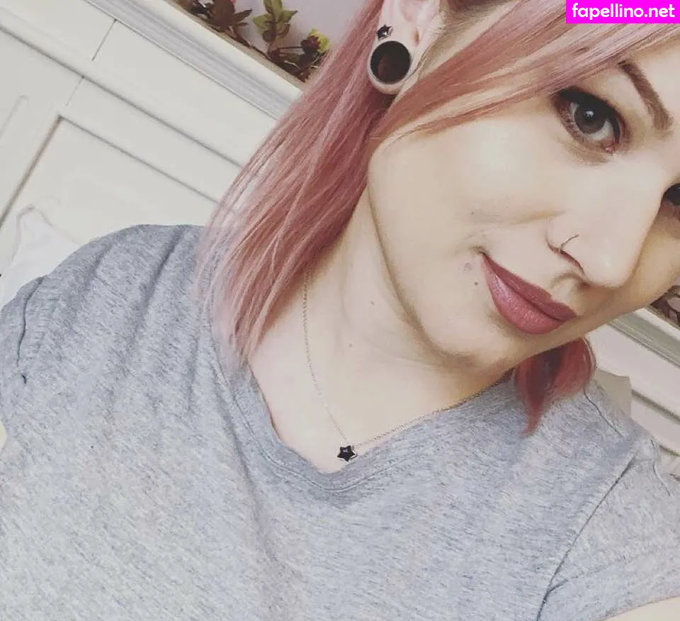 honey_and_sulphur, theofficialhoney_ Nude Leaked OnlyFans Photo #8ZsBViMpyt