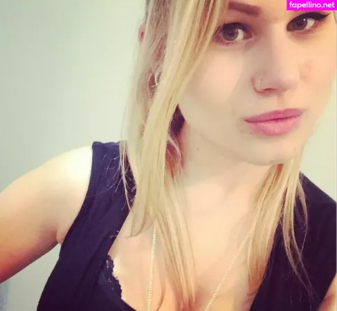 Honey And Sulphur OnlyFans Thumbnail #r6nN9EweFg