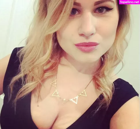 Honey And Sulphur OnlyFans Thumbnail #vYJrTO1Q3W