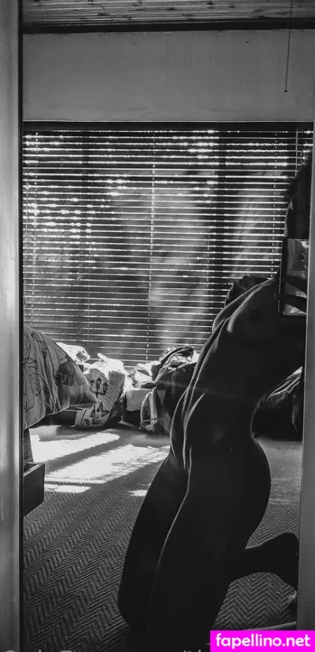 Honey B OnlyFans Thumbnail #Su2WYHKZ9g