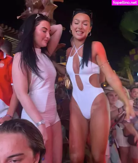 Honey Barrett OnlyFans Thumbnail #KpKWzpgjFV