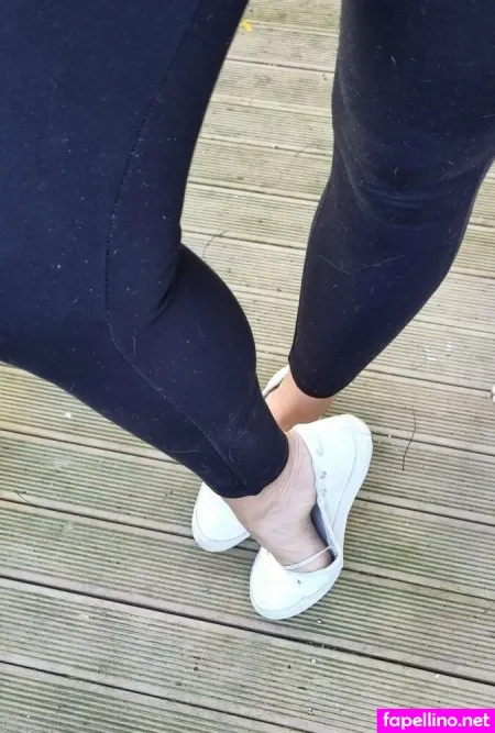 Honey D Follow Me Free OnlyFans Thumbnail #74XyZPzE3e