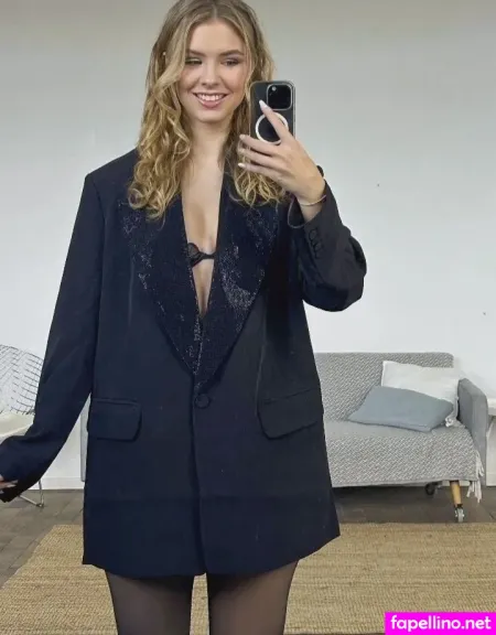 Honey Hannii OnlyFans Thumbnail #91W2gz1m31