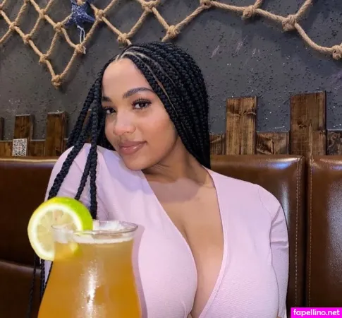 Honey Isabel OnlyFans Thumbnail #16NQCz8PQc