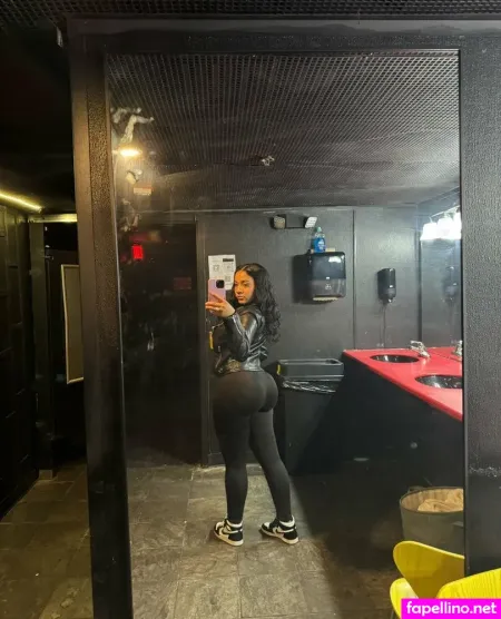 Honey Isabel OnlyFans Thumbnail #y1oJnw8dJd