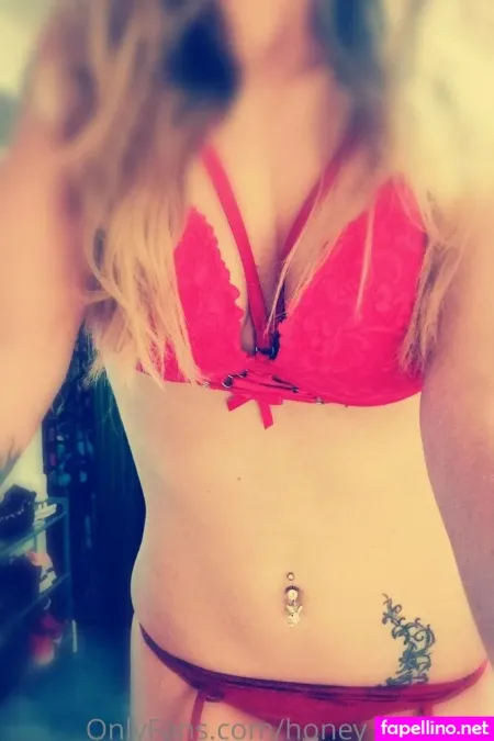 Honey Lips Gold OnlyFans Thumbnail #WJrp34VO5M