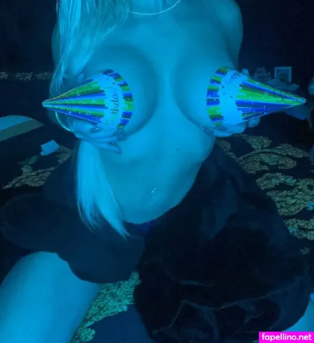 Honey Moon OnlyFans Thumbnail #P6zP51hm3g