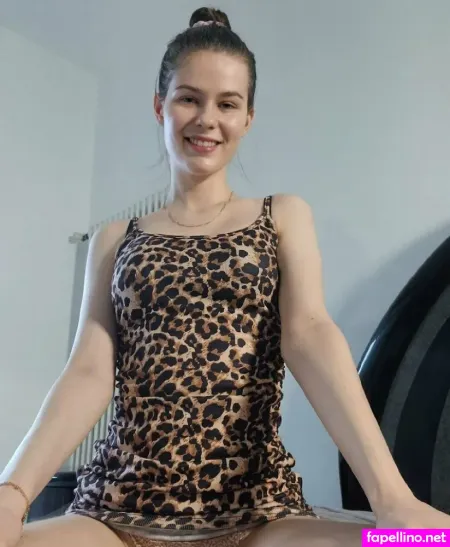 Honey Nasia OnlyFans Thumbnail #uxrSisofHY