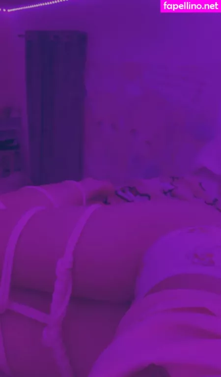 Honey Suxxle OnlyFans Thumbnail #JUc7Ph2Me8