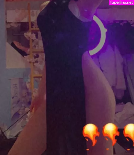 Honey Suxxle OnlyFans Thumbnail #KvGhxaEU2G