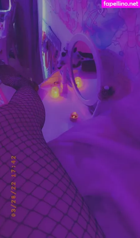 Honey Suxxle OnlyFans Thumbnail #N5jtv4kKfr