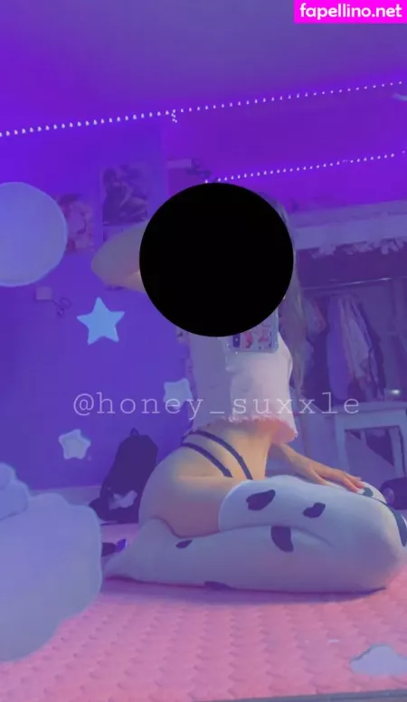 Honey Suxxle OnlyFans Thumbnail #gv8G5o3g6c