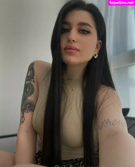 Honeyaly OnlyFans Thumbnail #3SZvDKRN1i