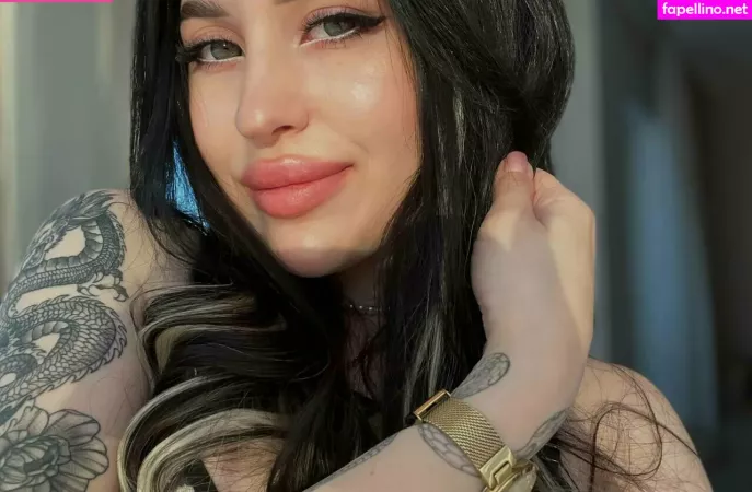 Honeyaly OnlyFans Thumbnail #SgNH2KBTbz