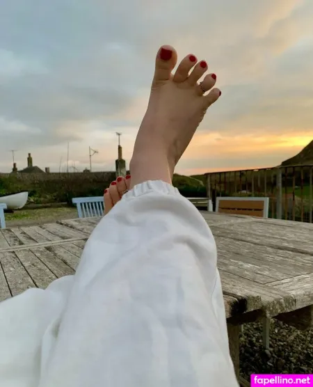 Honeybeatoes OnlyFans Thumbnail #cnuu2axzZU
