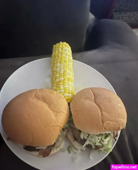 Honeybee3477 OnlyFans Thumbnail #kdNWUlHIPl