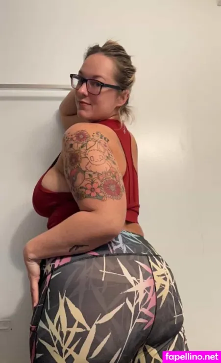 Honeybeeharlow OnlyFans Thumbnail #ZWvLqIUEkv