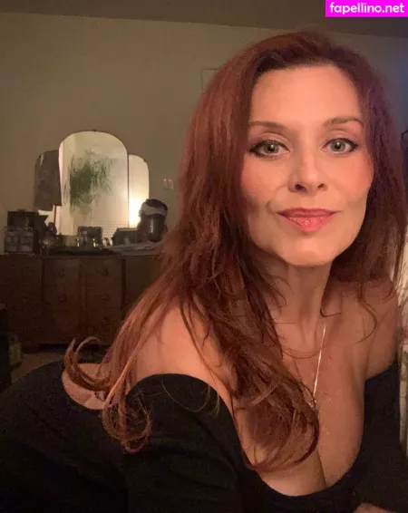 Honeybeezone OnlyFans Thumbnail #Mw2BvTK6Zr