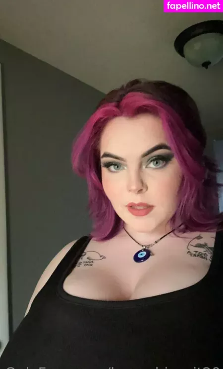 Honeybiscuit20 OnlyFans Thumbnail #Y5RElQ5gYp