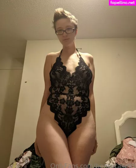 Honeycake93 OnlyFans Thumbnail #Y5h2kTfUH6