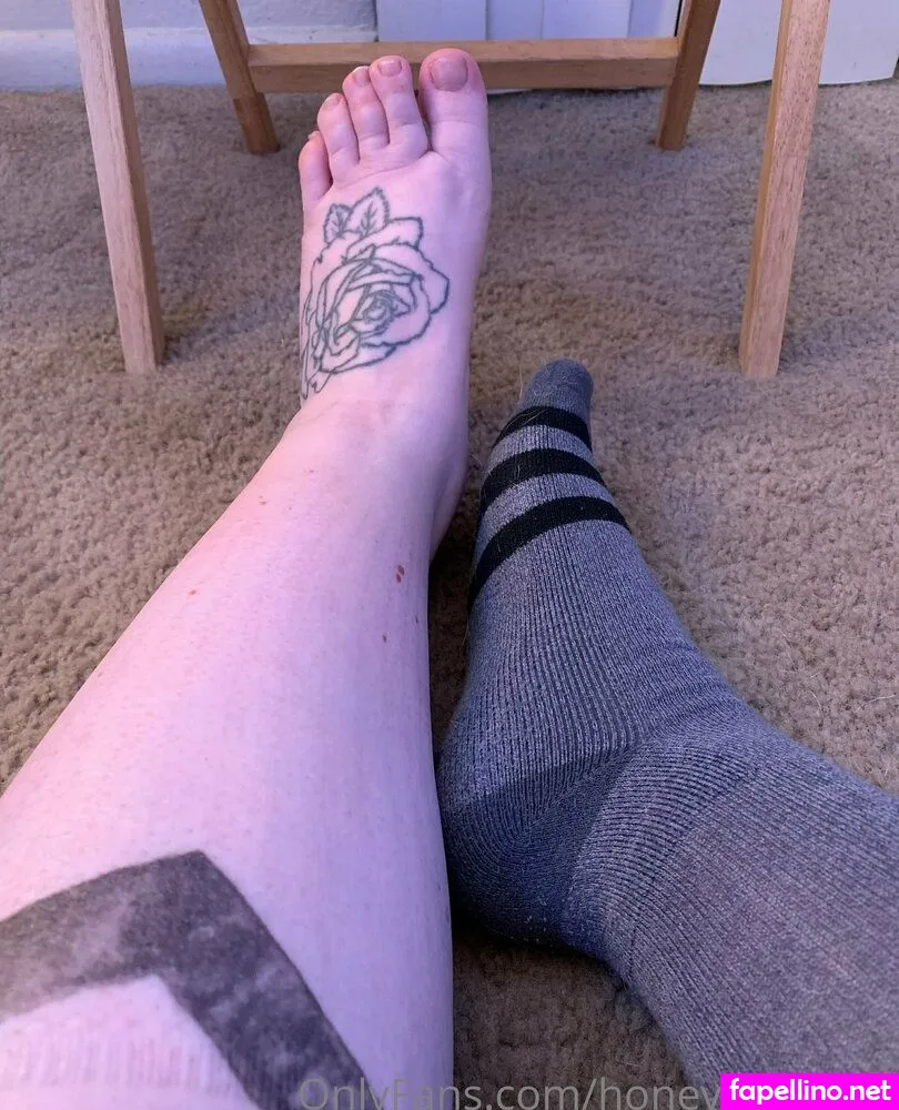 honeydew.sole, toes.for.souls Nude Leaked OnlyFans Photo #s84xBcSiaV