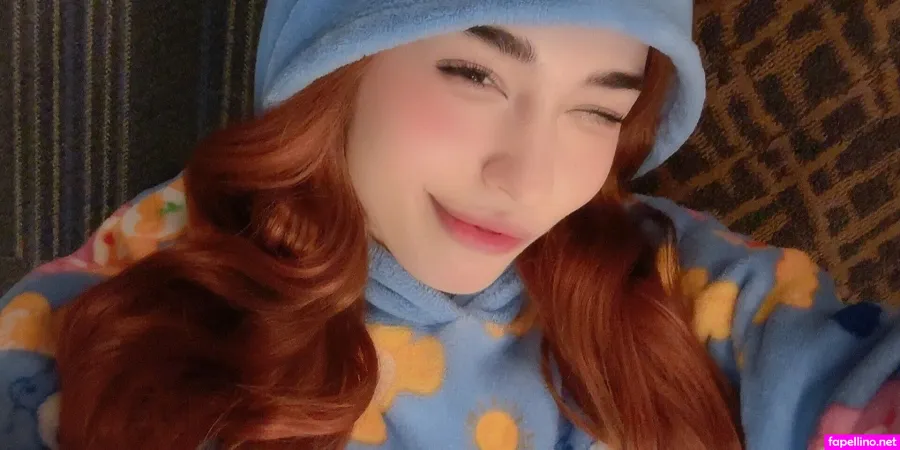 Honeyglazedbandaids OnlyFans Thumbnail #CmB6X0jwyG