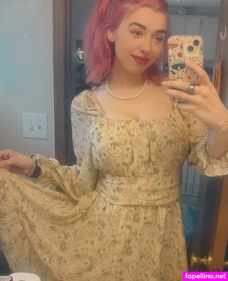 Honeyglazedbandaids OnlyFans Thumbnail #gwFB2nkOiE