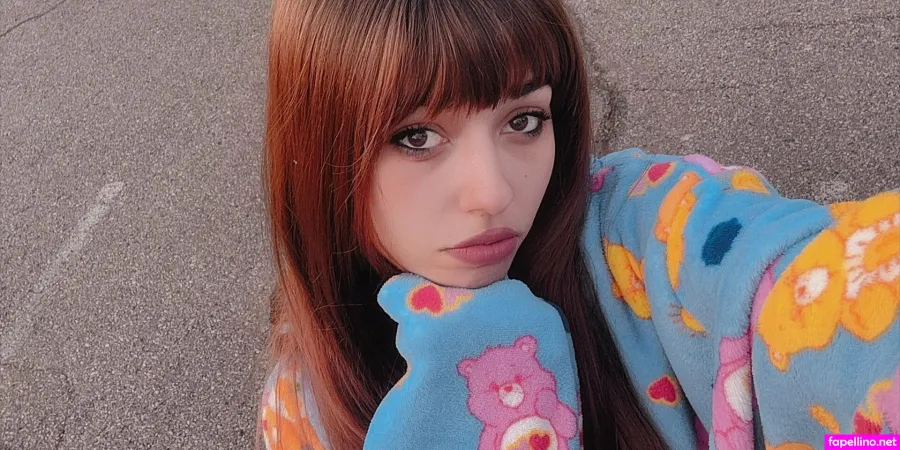 Honeyglazedbandaids OnlyFans Thumbnail #uwjNjzJoKU