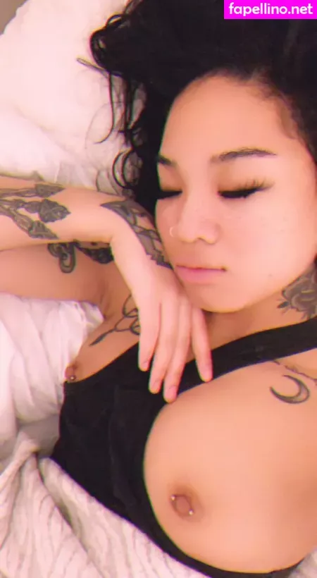 Honeygold OnlyFans Thumbnail #vyFlcZ8ovG