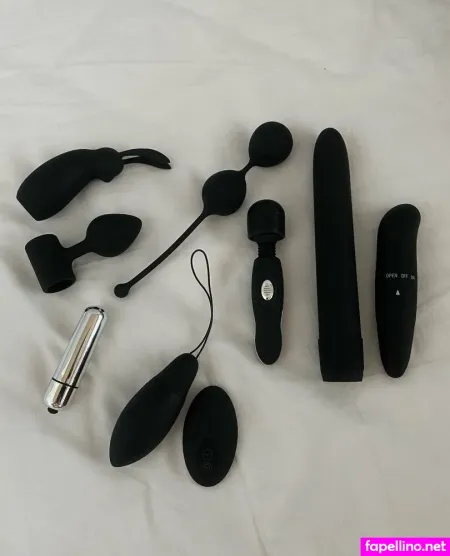 Honeyh18 OnlyFans Thumbnail #euye8s1c4d