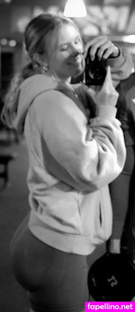 Honeyhannii OnlyFans Thumbnail #X8vwK22DP2