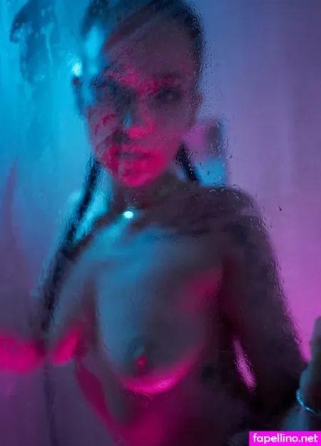 Honeyhazell OnlyFans Thumbnail #jGPLwKwYoF