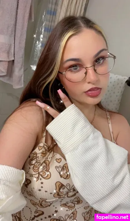 Honeyleche OnlyFans Thumbnail #ri6ArEpZSM